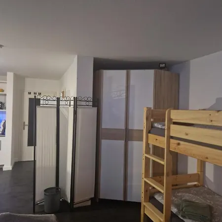 Appartamento Souterrain-wohnung Mit Kostenlosem Stellplatz