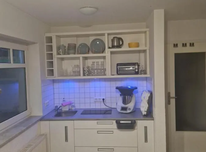 Apartamento Souterrain-wohnung Mit Kostenlosem Stellplatz Leipzig