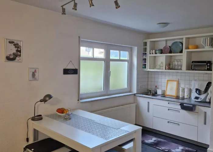 Appartamento Souterrain-wohnung Mit Kostenlosem Stellplatz